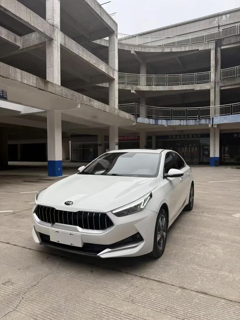 最新款起亚k3／最新款起亚k5