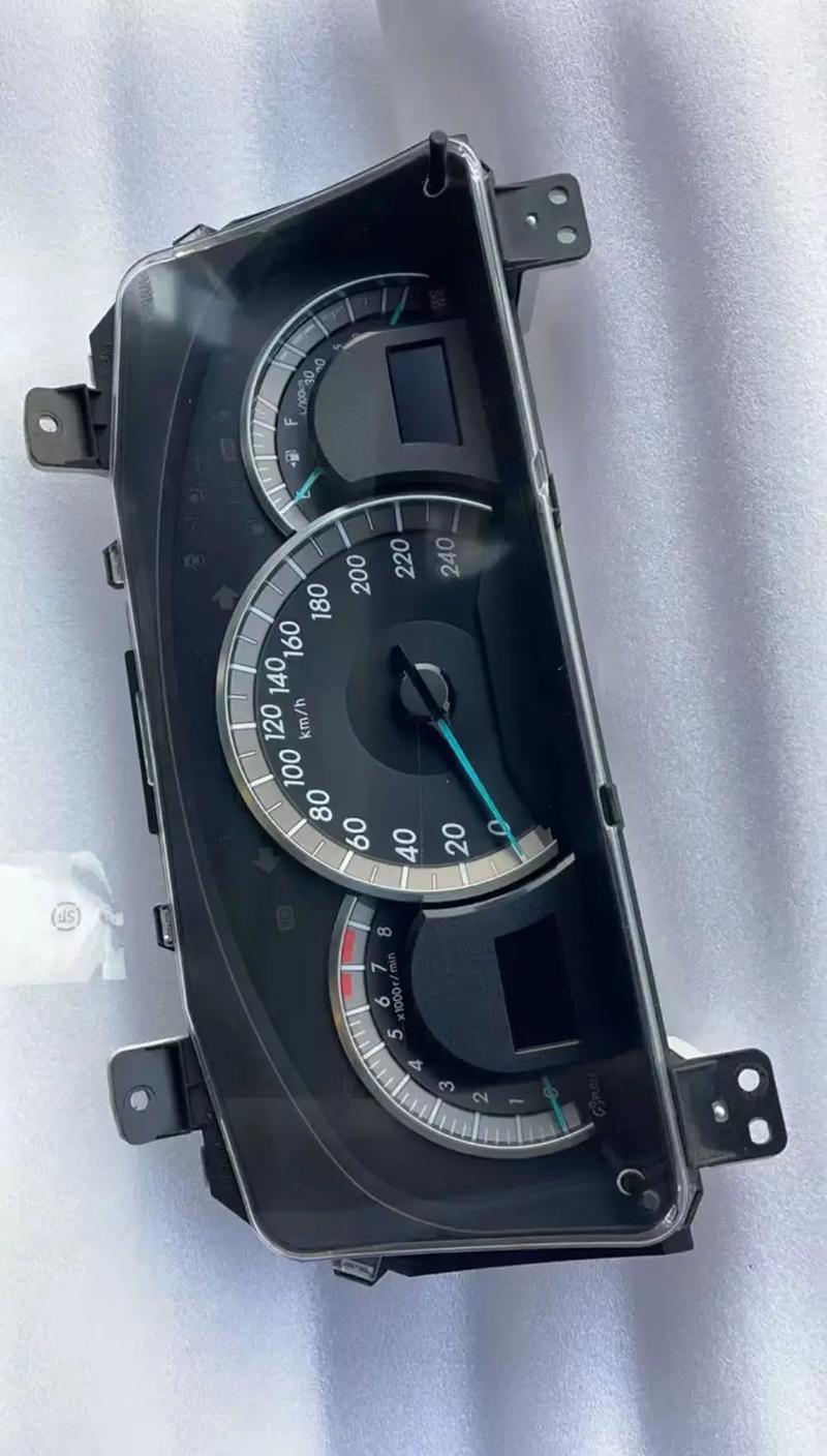 第七代丰田凯美瑞 第七代丰田凯美瑞水温表旁边数字代表什么