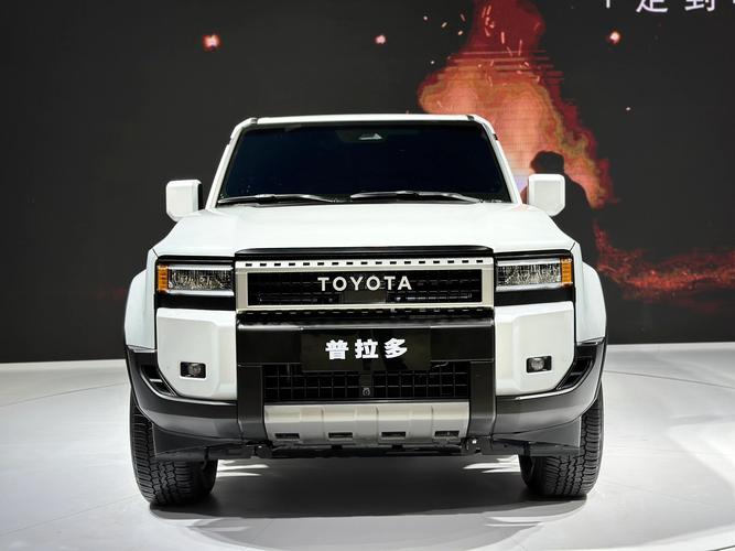 陈震试驾2024款普拉多(普拉多2023年换代)