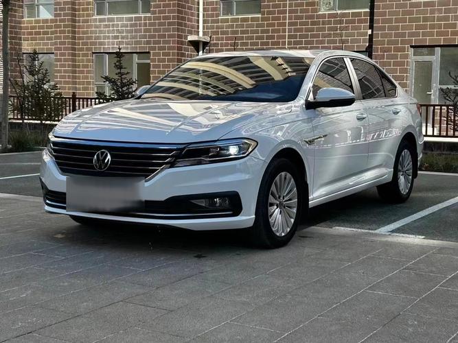 21款大众朗逸plus 21款大众朗逸plus15自吸6档降到59码轻加油打怵