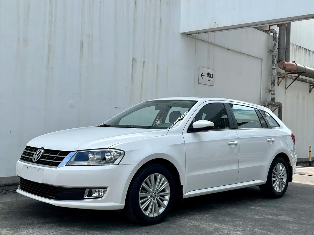 大众朗行报价及图片2013款(大众朗行汽车报价)