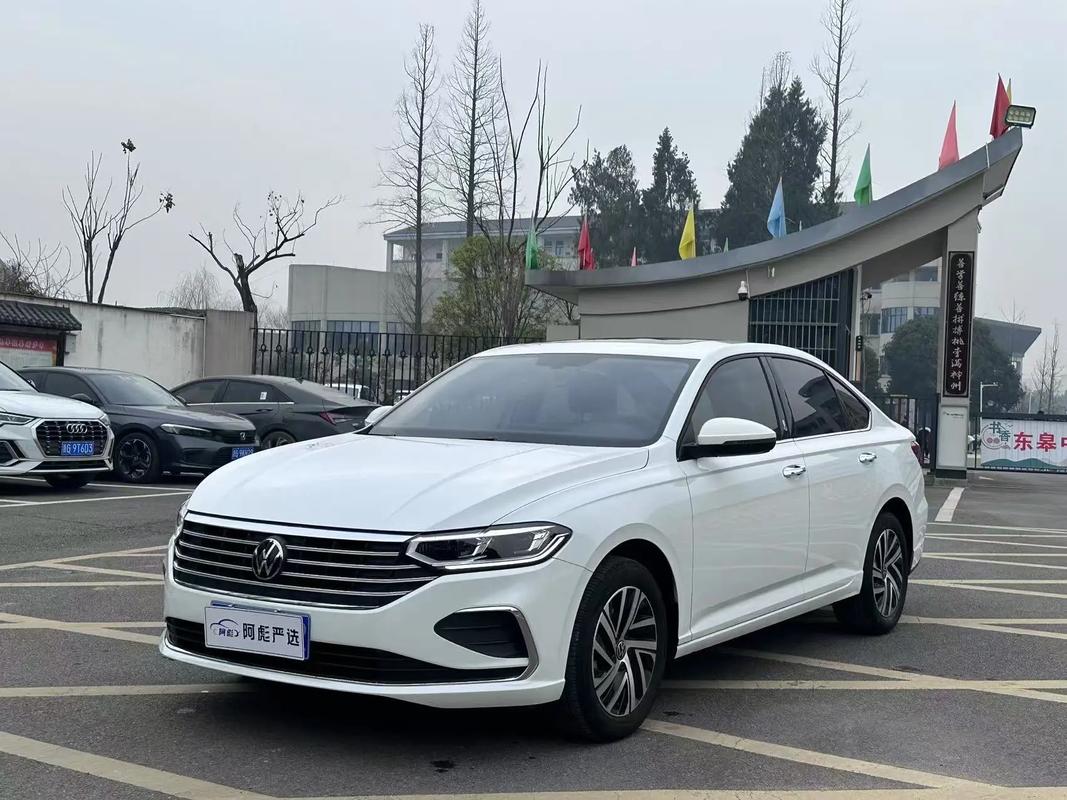 大众朗逸车标志图片,大众朗逸车标志是什么