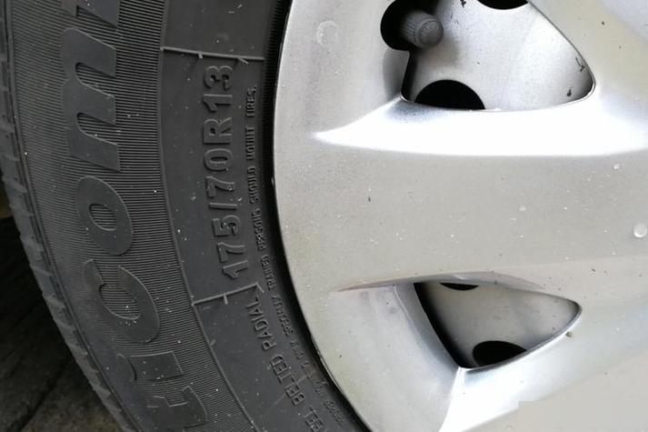 【雪佛兰新赛欧轮胎型号,雪佛兰新赛欧轮胎型号是多少】