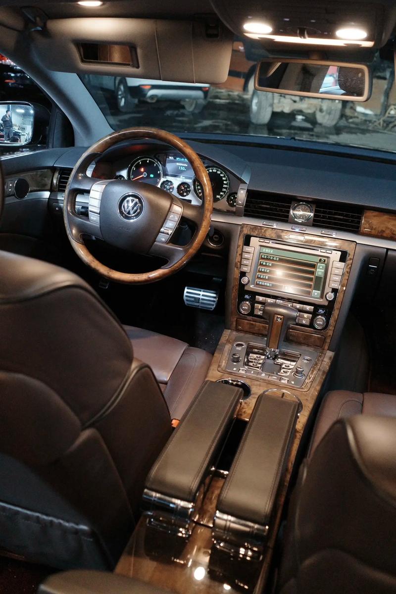 辉腾汽车价格及图片2023款／辉腾2020款报价及图片suv