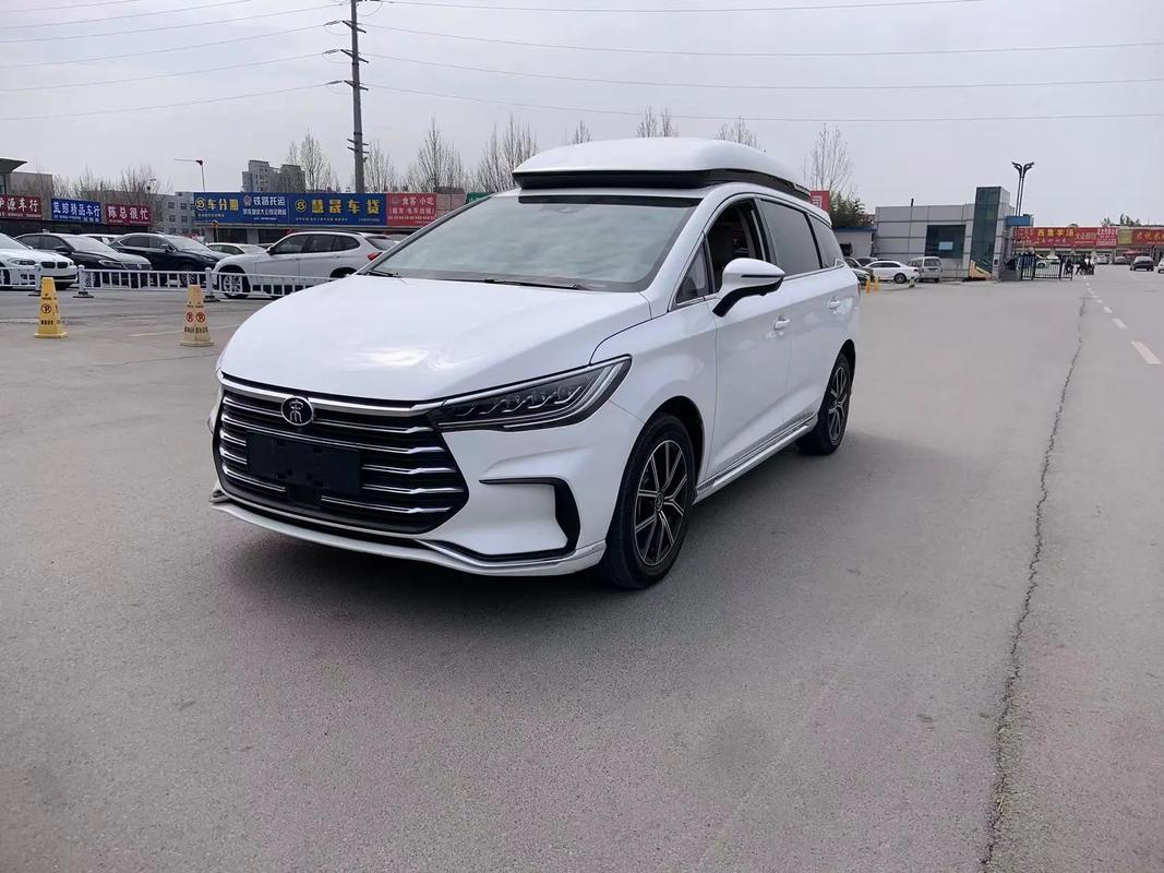 比亚迪宋maxdmi(比亚迪宋maxdmi混动)