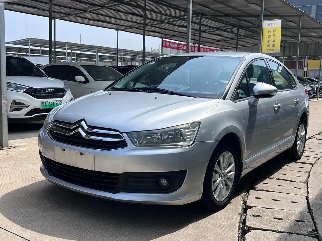 雪铁龙世嘉2014款自动挡/雪铁龙世嘉20l自动挡