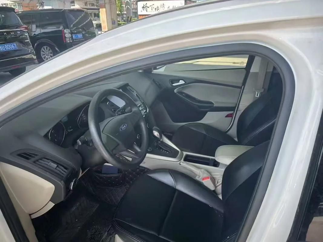 2016款福克斯,2016款福克斯油箱多少升