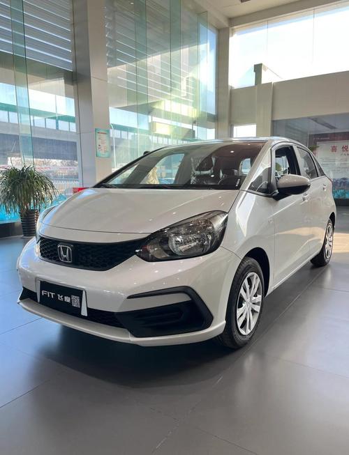 本田飞度是什么车型(本田飞度是什么车型图片)