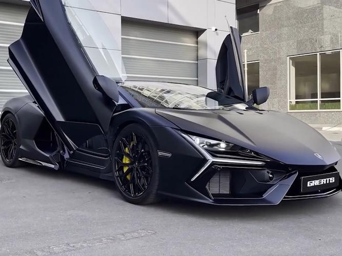 法拉利vs兰博基尼/兰博基尼2025年新跑车