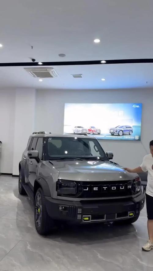 旅行者油电混动多少钱 旅行者电池怎么样