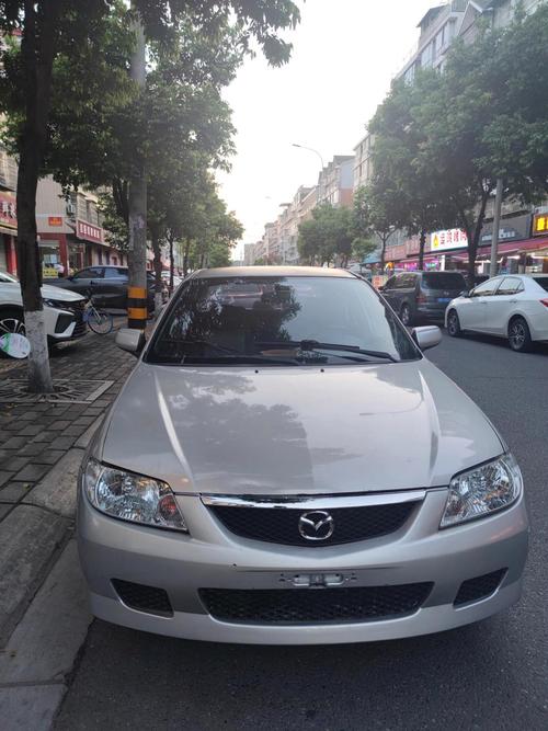 海马马自达3／海马马自达323