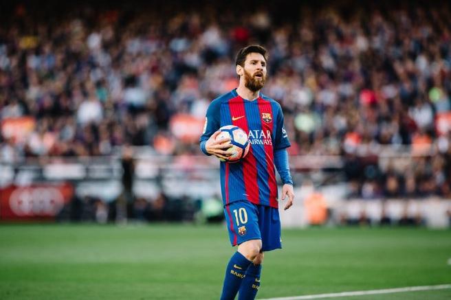 内马尔称将击败梅西夺世界杯冠军／内马尔帮梅西出头是哪场比赛