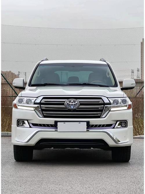 陆巡5700价格,2020款陆巡5700顶配价格